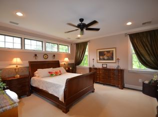 4713 Essex Dr, Doylestown, PA 18902