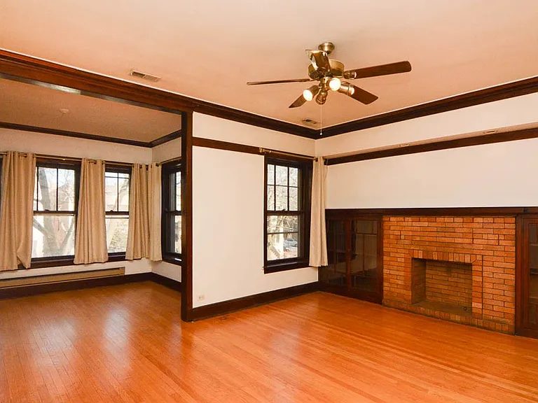 1309 W Newport Ave #2C — Photo 8