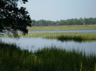 6906 E Yacht Dr, Oak Island, NC 28465