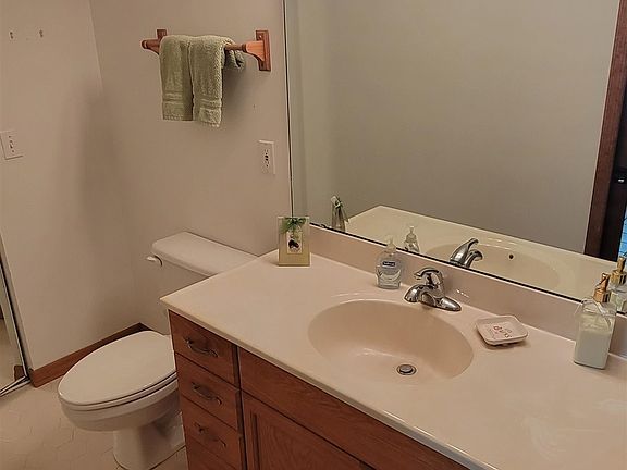 5th image of 674 Cira Ct