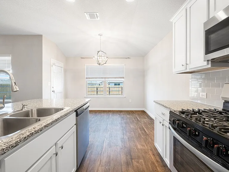117 Cranbrook Ln — Photo 14