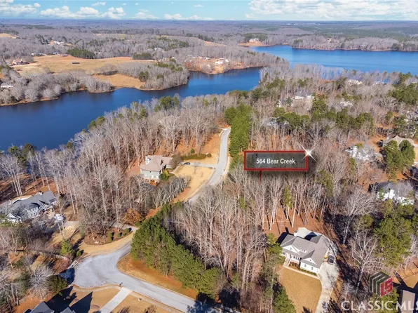564 Bear Creek Lane, Bogart, GA 30622