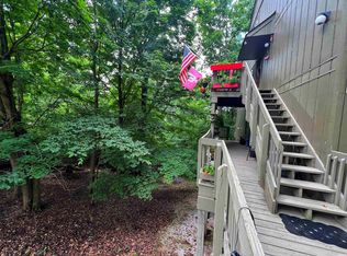 9406 S Lake Ridge Dr #101, Bloomington, IN 47401