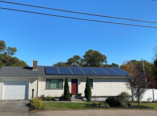 125 High St, Whitman, MA 02382