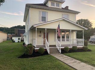 831 Barbara St, Barboursville, WV 25504