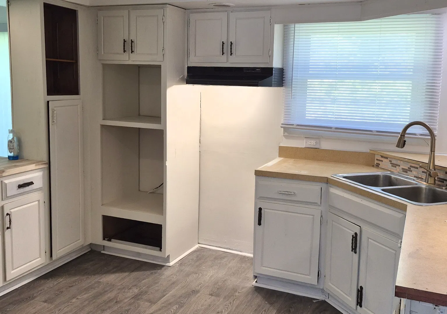 3 bed, 1371 sqft, $1,800 — Photo 2