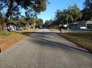 6049 E Seneca St, Inverness, FL 34452