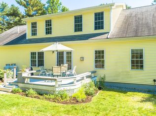 103 Molyneaux Rd, Camden, ME 04843