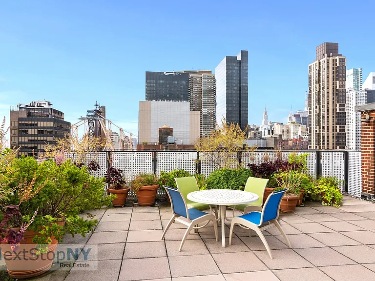 1175 York Ave #4B — Photo 8