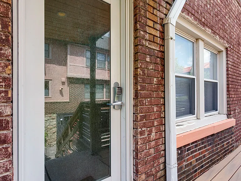 5025 Grand Ave #2 — Photo 23