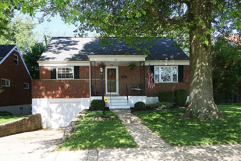 1st image of 721 Woodyhill Dr