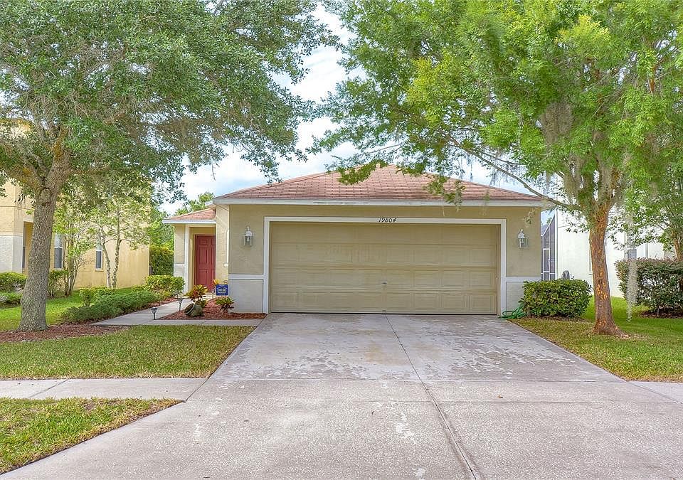 1st image of 19804 Timberbluff Dr