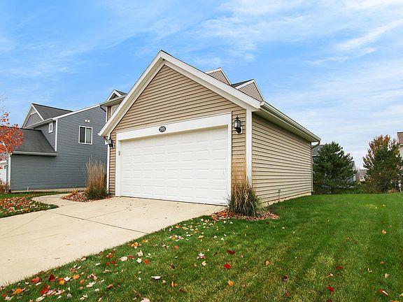 4th image of 7951 Blain Meadow Ct SE