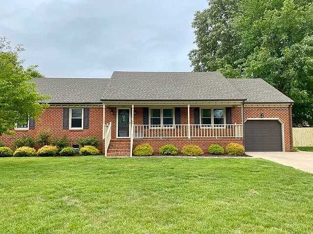 1st image of 649 Blackthorne Dr
