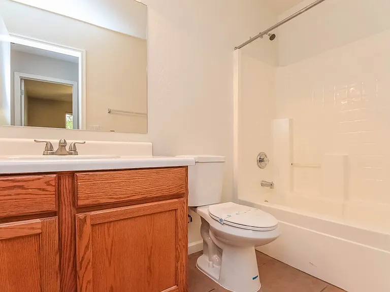 11026 E Delta Ave — Photo 13