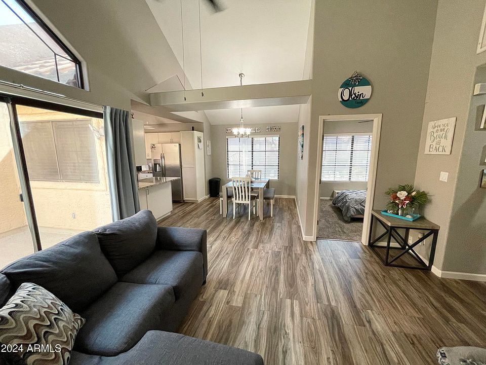 1st image of 1001 N PASADENA -- #116