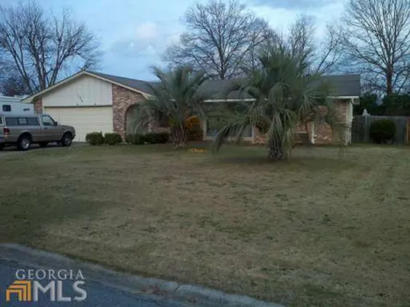 106 Haag Dr, Warner Robins, GA 31093