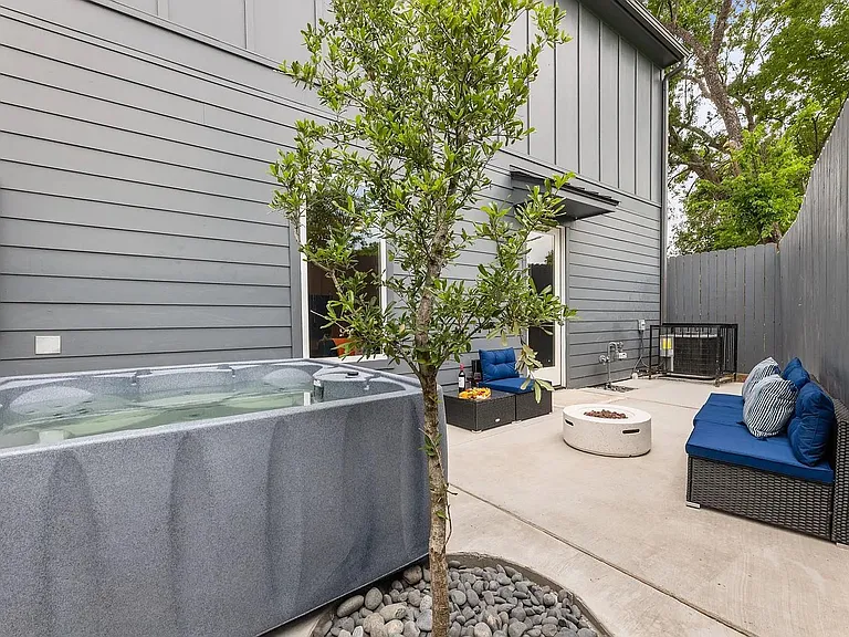 515 Altic St — Photo 24