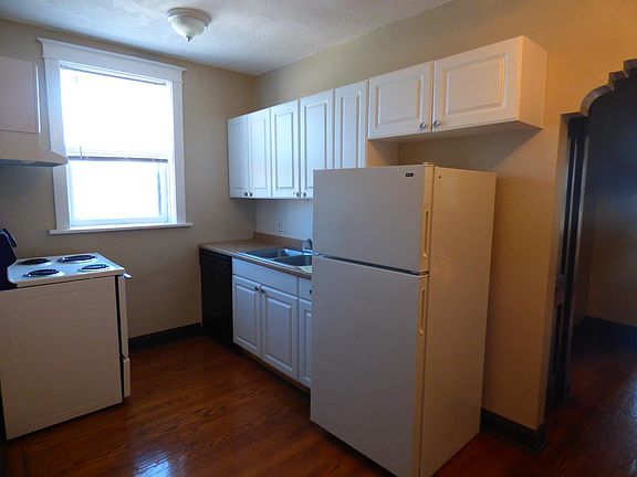 3rd image of 4214 Neosho St #1E