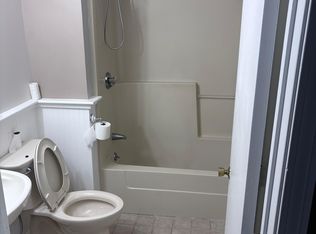 574 Kempton St #2, New Bedford, MA 02740