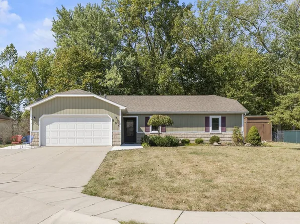 805 Cherokee Ct, Auburn, IN 46706