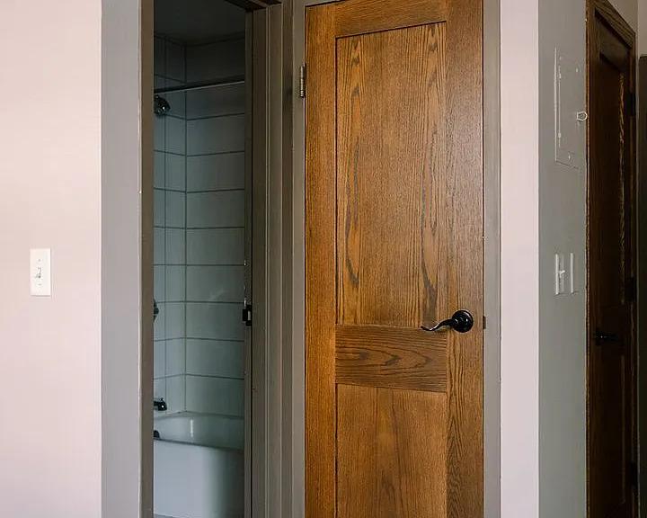 2100 Bryant — Photo 13