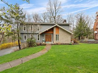 232 Ohara Manor Dr, Pittsburgh, PA