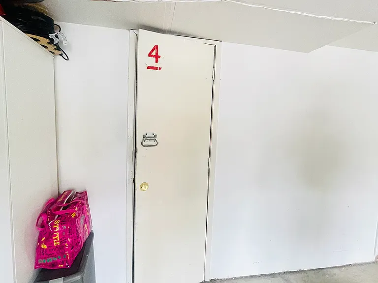 2 W Cavour St #4 — Photo 6