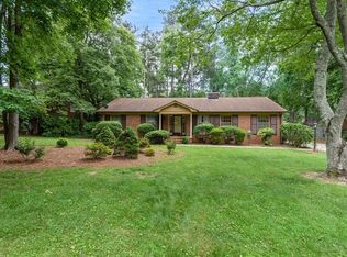 605 Woodvale Dr #1, Greensboro, NC 27410