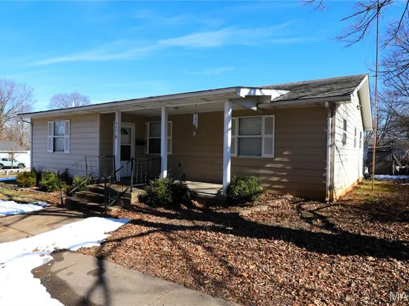 406 S Franklin St, Farmington, MO 63640