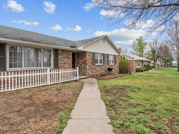 246 Landwehr Hills Rd, Jefferson City, MO 65101