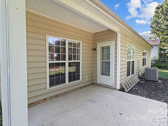 5th image of 8711 Bodkin Ct