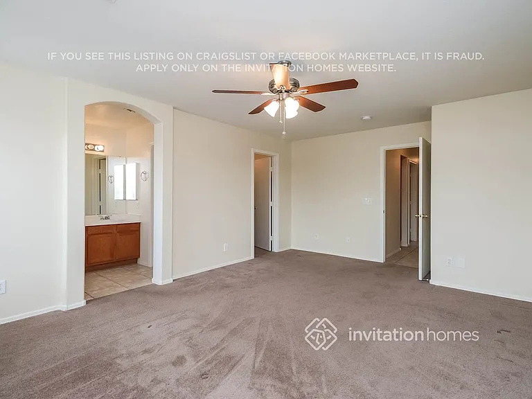 11013 W Augusta Ave — Photo 11