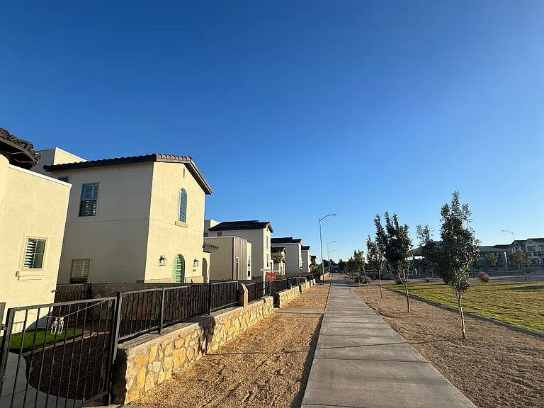 5848 Kobe Bryant St — Photo 5
