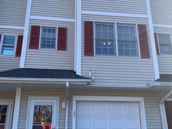 27 East Court #27, Derby, CT 06418
