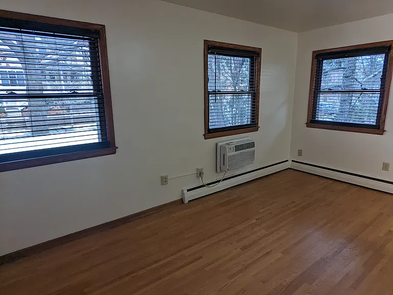 701 Portland Ave #5 — Photo 6