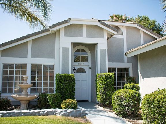 2nd image of 2147 W Fairview Dr