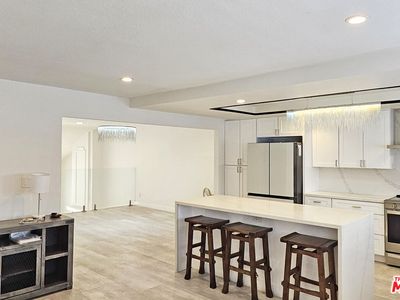 18130 Oxnard St UNIT 72, Tarzana, CA, 91356