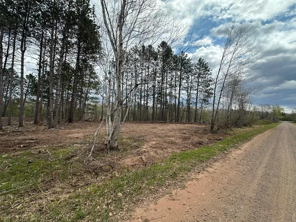1 Koecher Rd, Kerrick, MN 55756