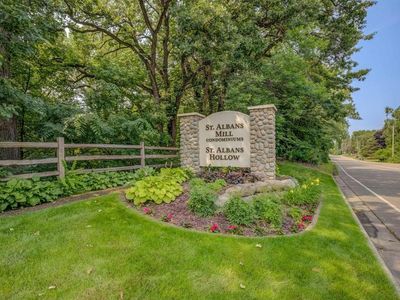 3020 Saint Albans Mill Rd APT 215, Minnetonka, MN, 55305