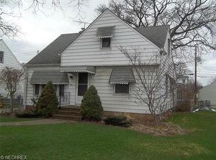 4710 Southwood Dr, Brooklyn, OH