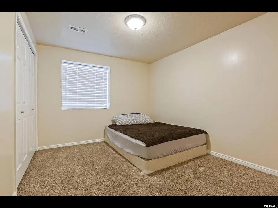 3 bed, 1850 sqft, $1,800 — Photo 4