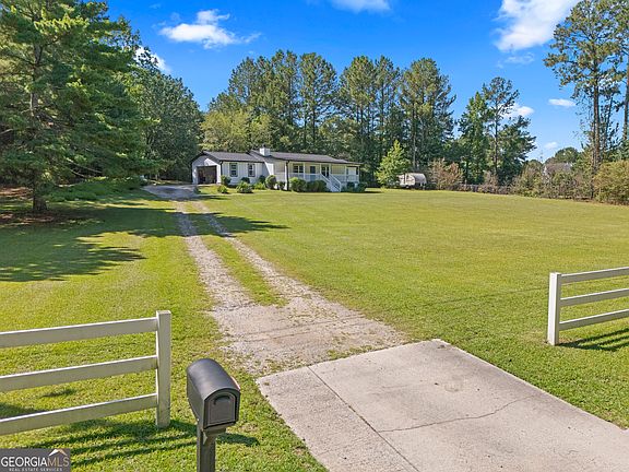 4th image of 4743 Bryant Dr