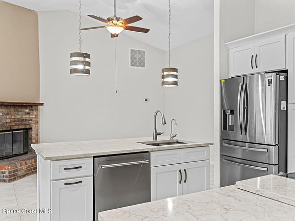 5th image of 1240 Gustrow Ave NW