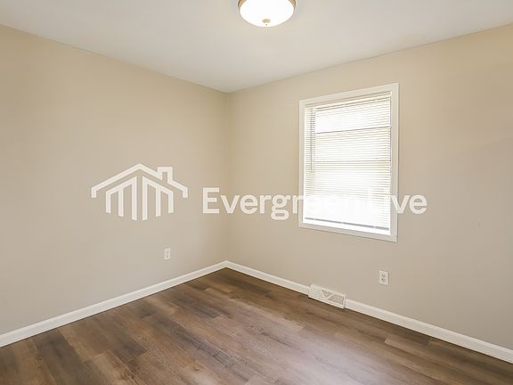4th image of 4719 NW Fisk Ave