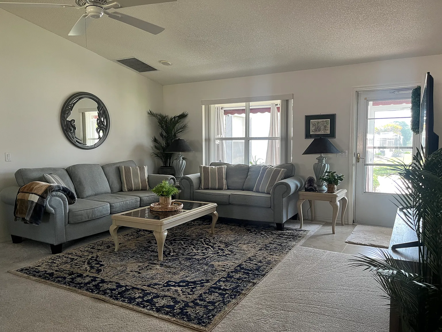 903 Camino Del Rey Dr — Photo 1