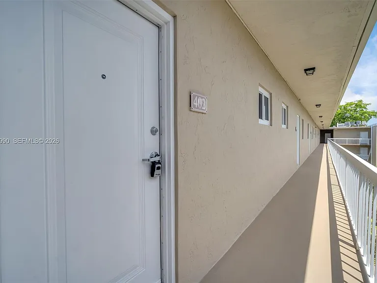 8101 Camino Real #402 — Photo 15