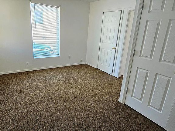 3rd image of 218 W Felton Ave