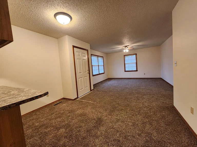 2985 W Roxbury St #A — Photo 3
