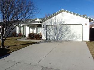 6472 W Parapet Dr, Boise, ID 83714
